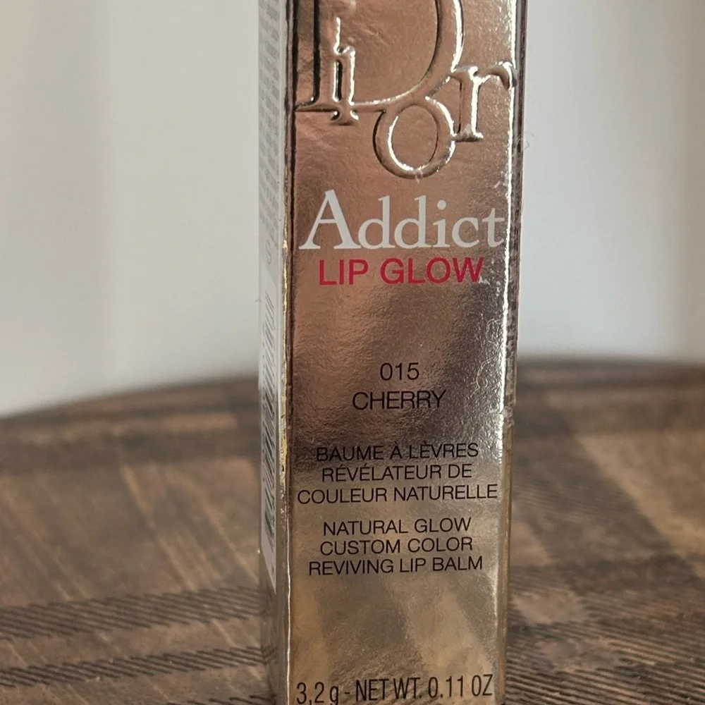 Dior Addict Lip Glow Hydrating Color Balm - Cherry 015